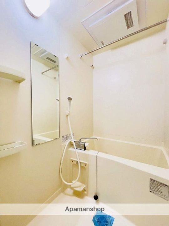 プレサンスMIU新栄の風呂