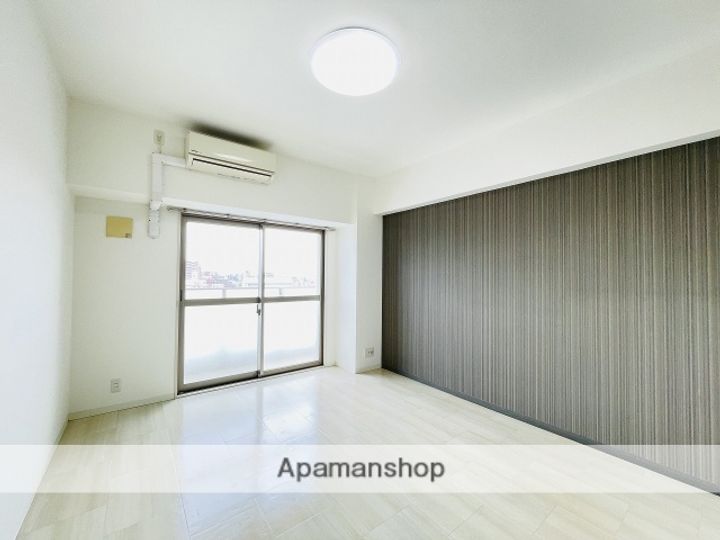 リベルティアの居間