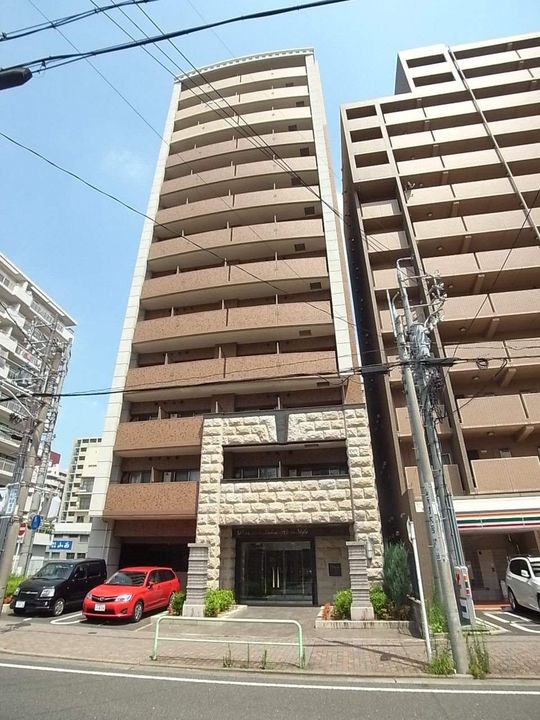 プレサンスSAKAEリバースタイル0402の外観