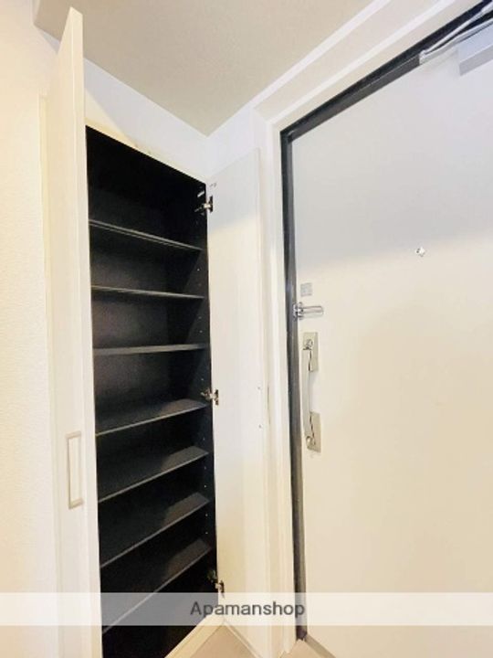 マリオン千代田の玄関