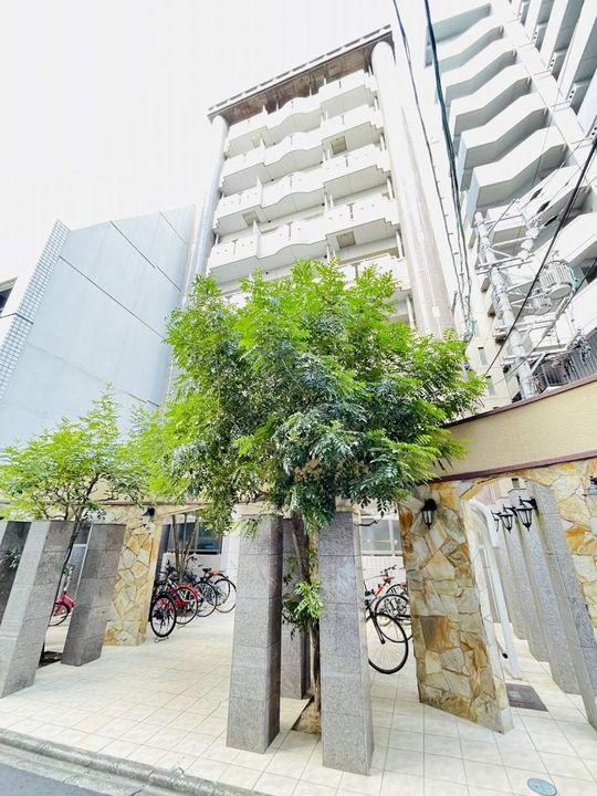 セレス大須の外観