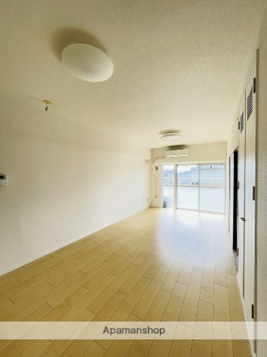 山王住宅S棟の居間