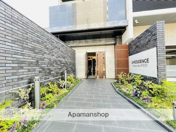 S−RESIDENCE金山WESTの外観