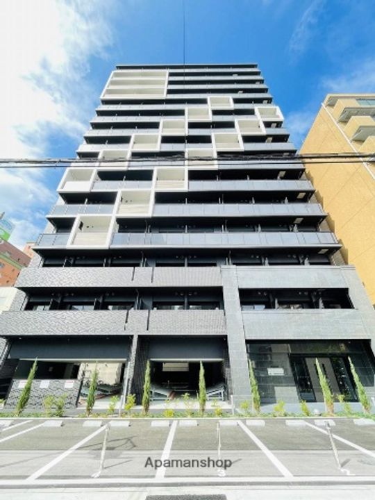 ディアレイシャス矢場町の外観