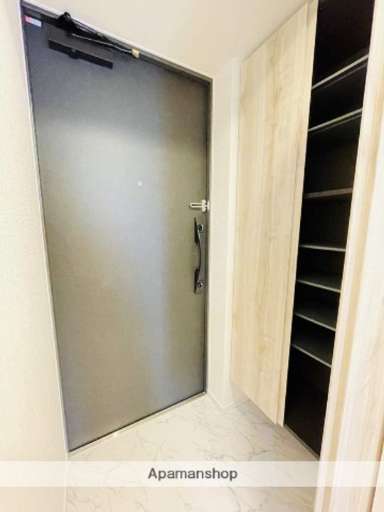 S-RESIDENCE山王の玄関