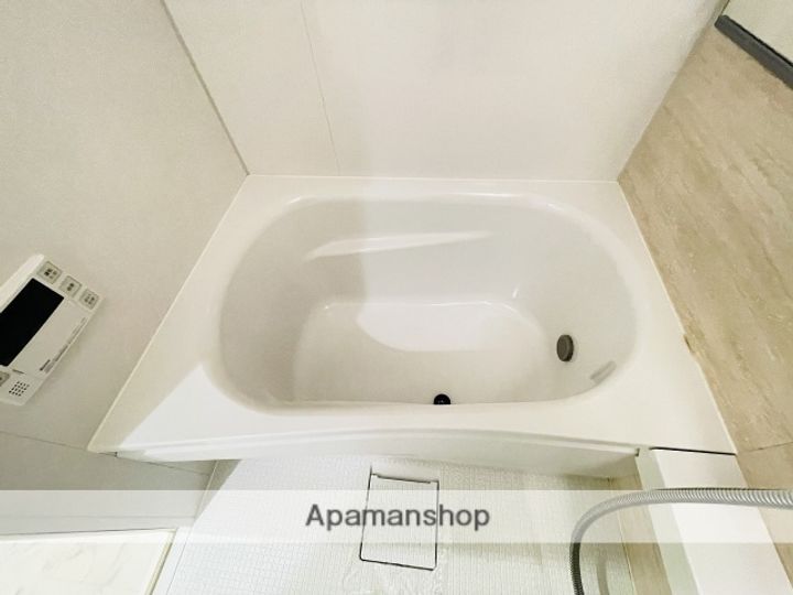 メルカーサ泉の内装