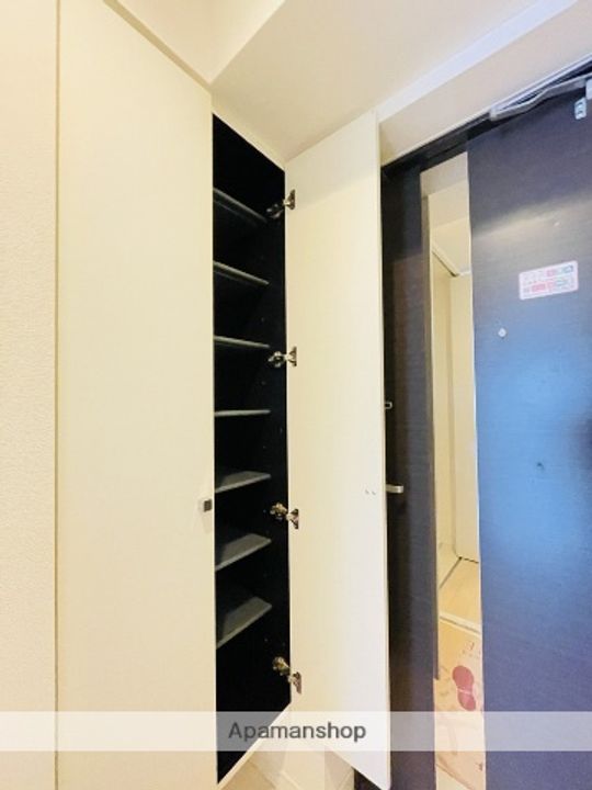 カレント今池の内装