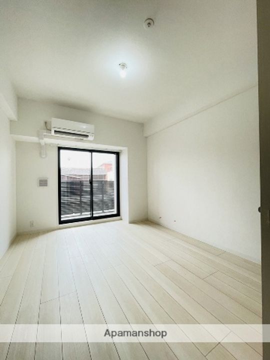 S-RESIDENCE尾頭橋beauteの居間