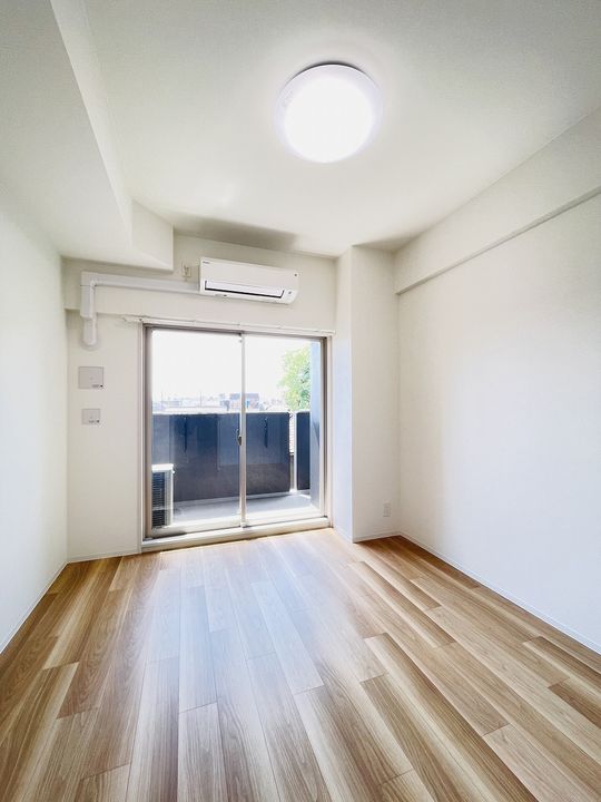 プレサンス太閤通駅前デュプルの居間