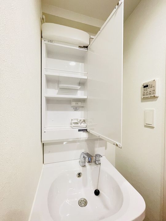 プレサンス桜山駅前アフォードの内装