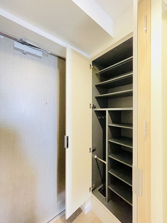 プレサンス桜山駅前アフォードの内装