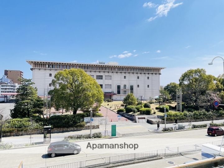 エスリード桜山ル・ヴェールの周辺