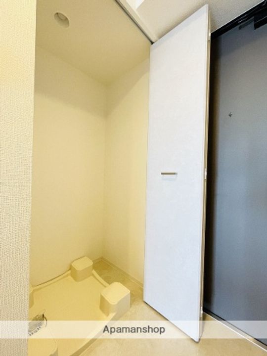 SーRESIDENCE堀田駅前FUTUR(フチュール)の玄関