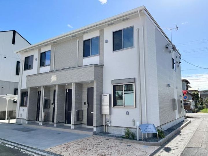 エミフル妙音102の外観