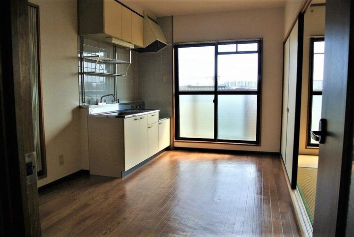 グランドール清水が丘302の内装