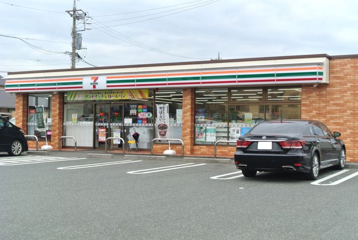 アンジェリー東海2Cの周辺