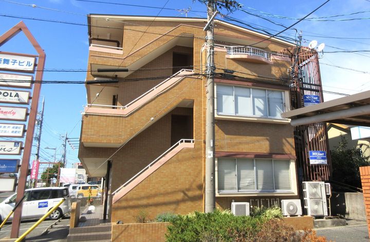 新舞子ビル301の外観