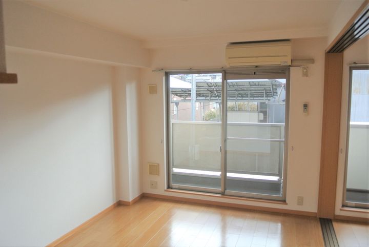 SUNSOLEIL21の居間