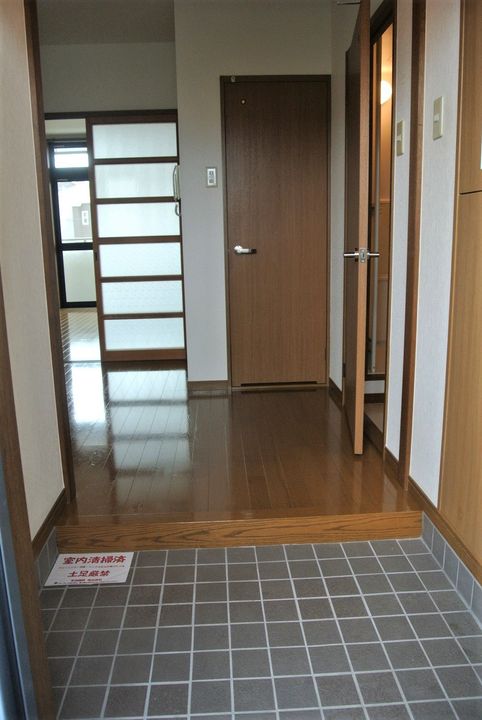 パークヒル新知202の内装
