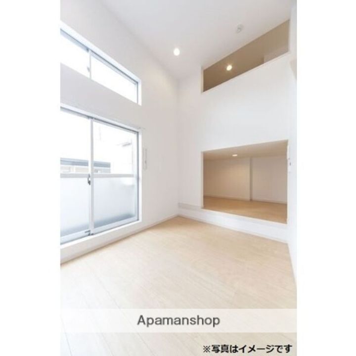 STARROBE.(スターローブ)203の居間