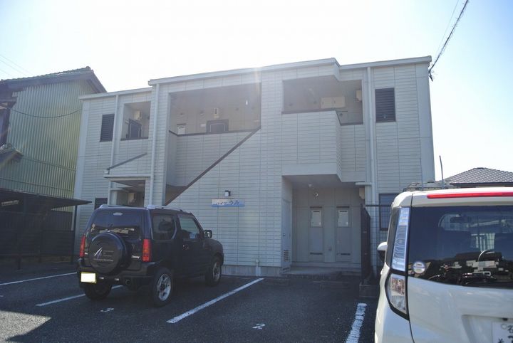 ハイツうみ103の外観