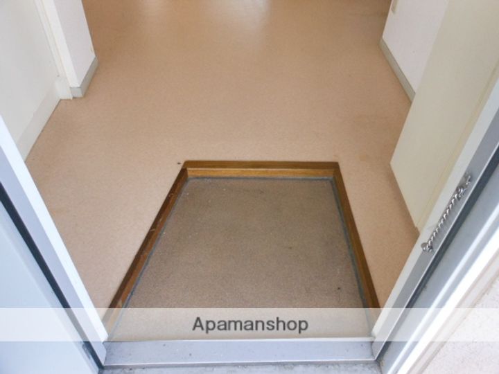 グリーンアルス201の玄関