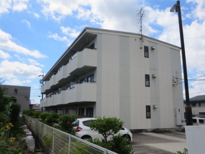 エスポワール藤塚の外観