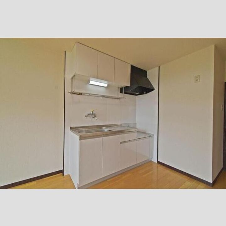 鈴の木ハイツAのキッチン