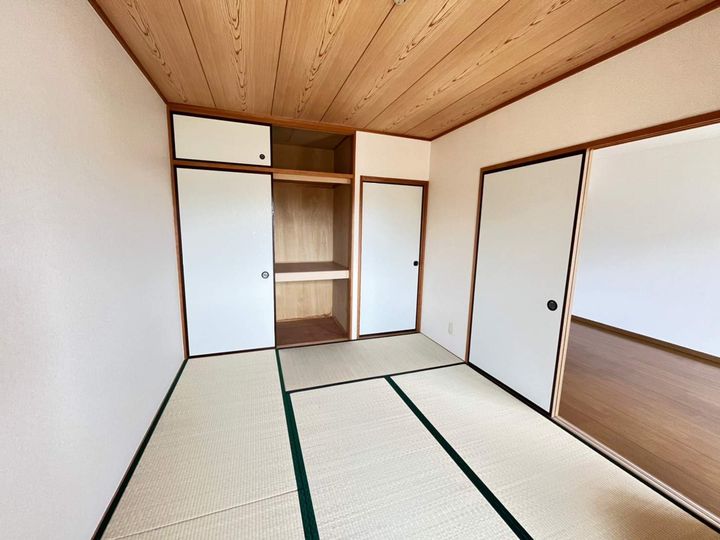 ヒルズ晃梅の内装