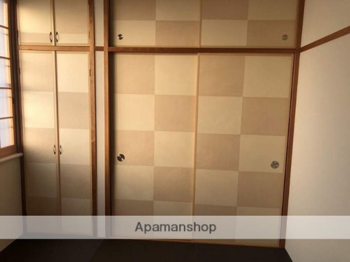 ロワイヤル24103の内装