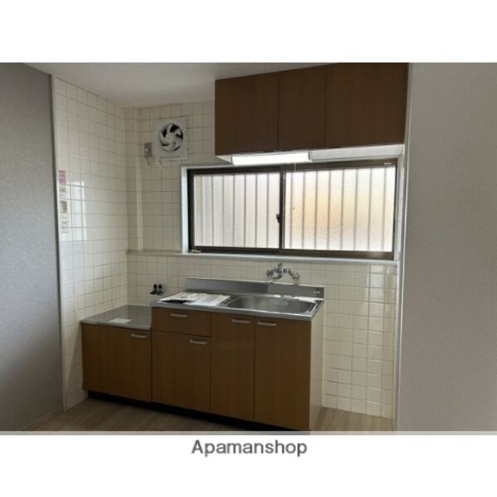 スプリング岩崎のその他画像