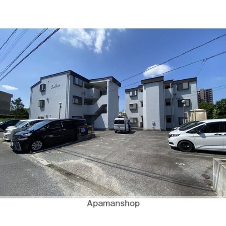 ファミーユ浅井 A棟302の外観