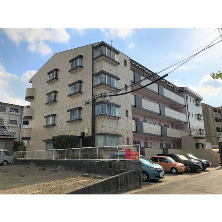 アヴェニュー藤の外観