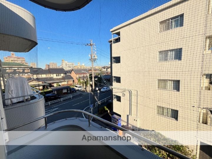 フローラ植田302の内装