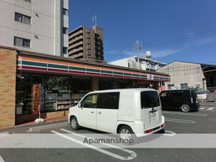 レガリス37301の周辺