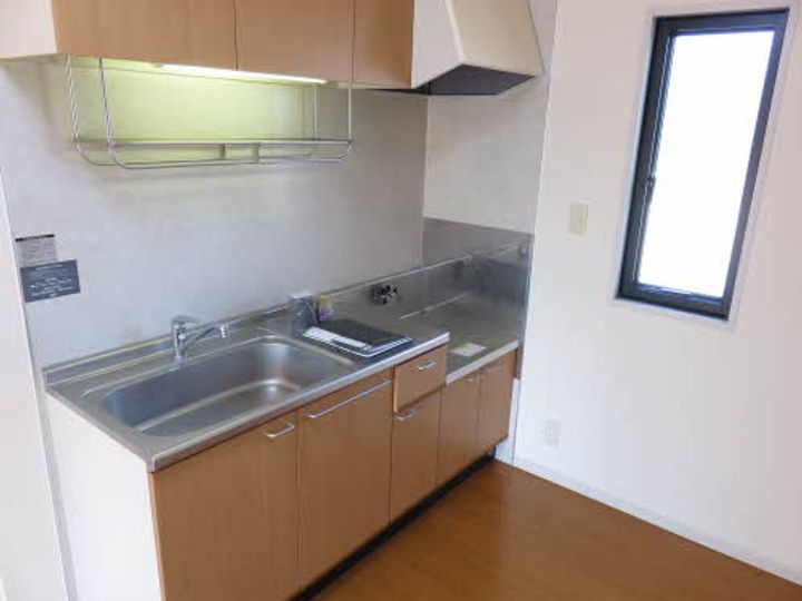 コンフォーレ B棟のキッチン