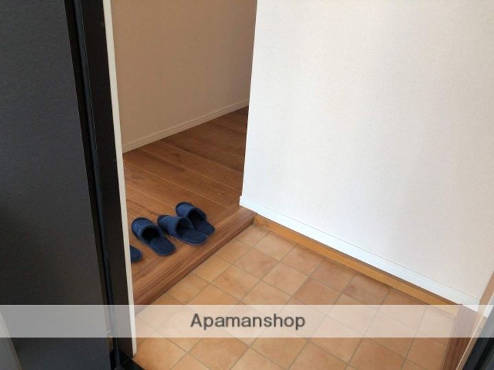 ハイネス21Cの玄関