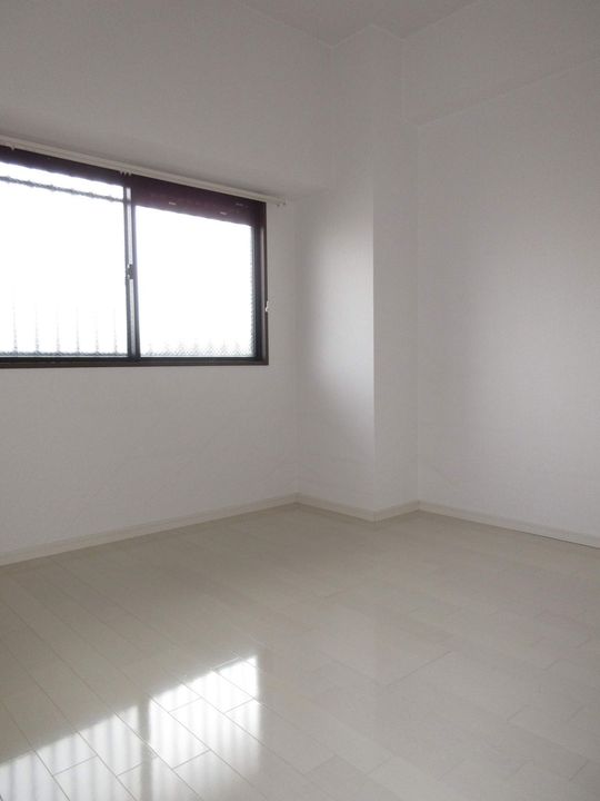 プロミネント四日市の内装