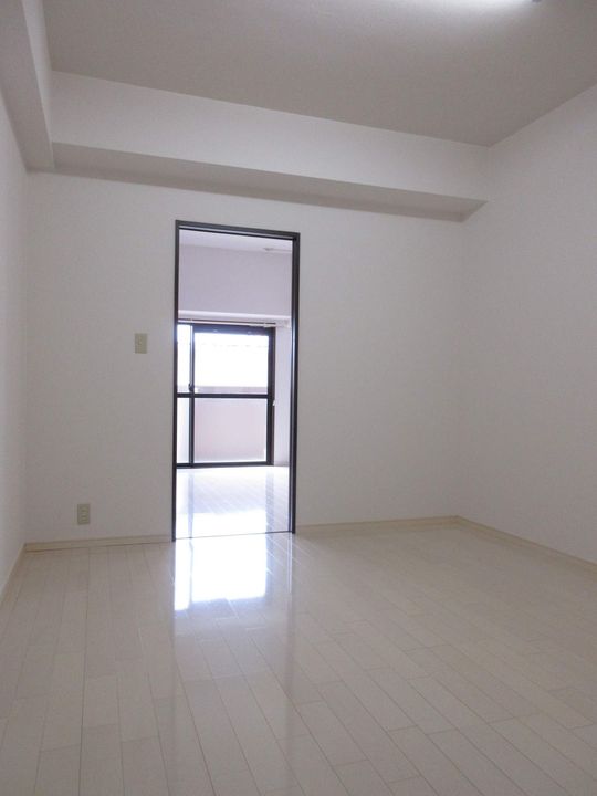 プロミネント四日市の内装