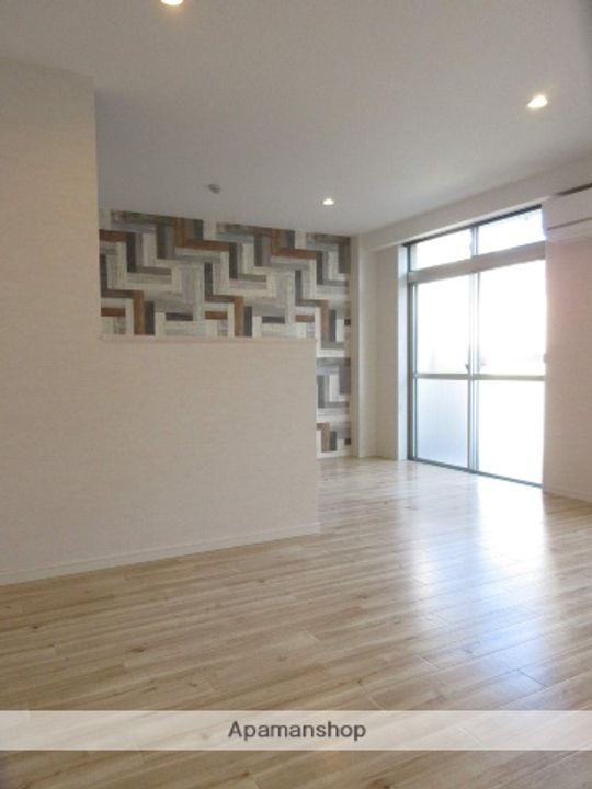 メゾン三幸の内装