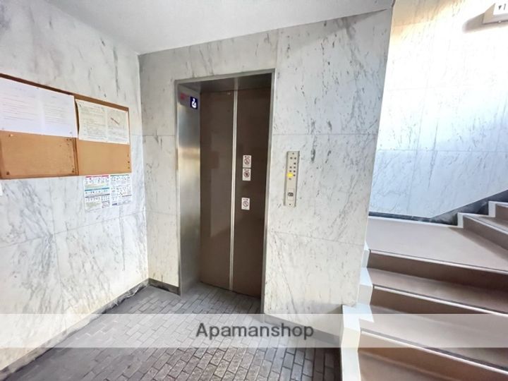 メゾン三幸の外観