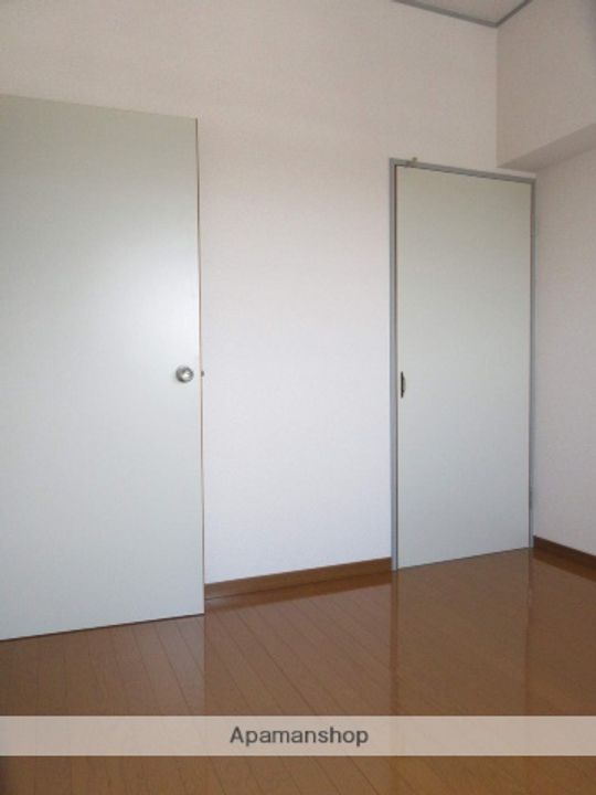 ファクタービルの内装