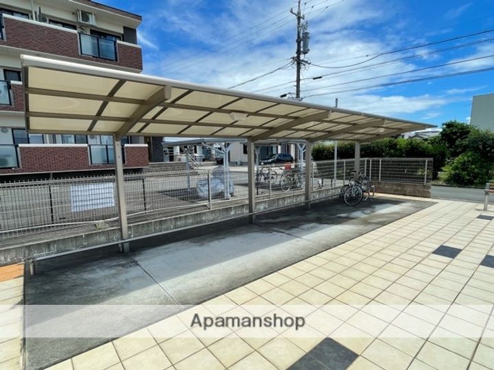 アネックスの外観