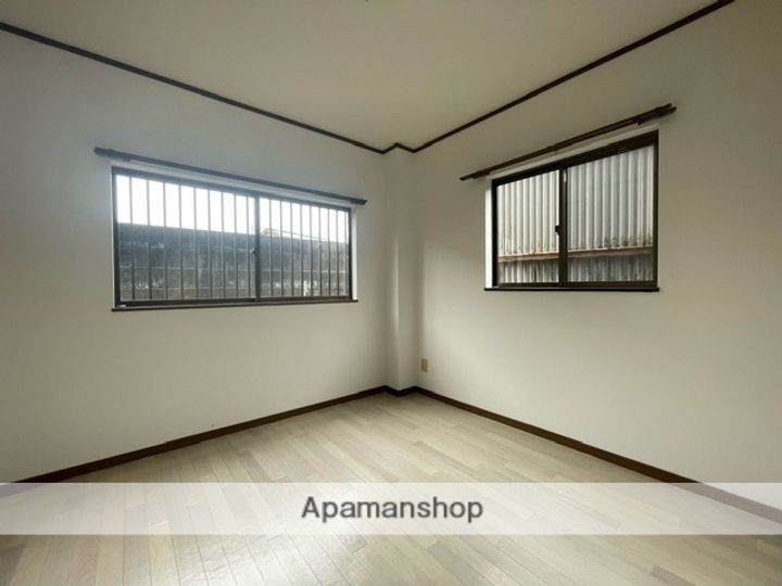 サンリッチ別名の内装