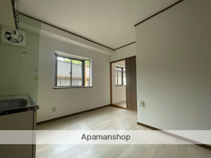 サンリッチ別名の内装