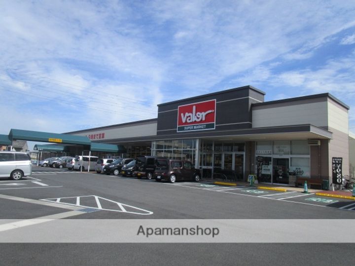 カルテット開栄B102の周辺