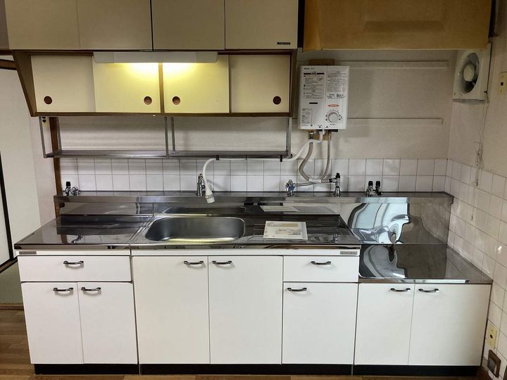 マル・アズールの内装