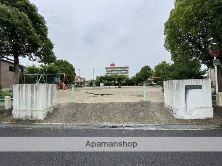 リバーサイド天白の周辺