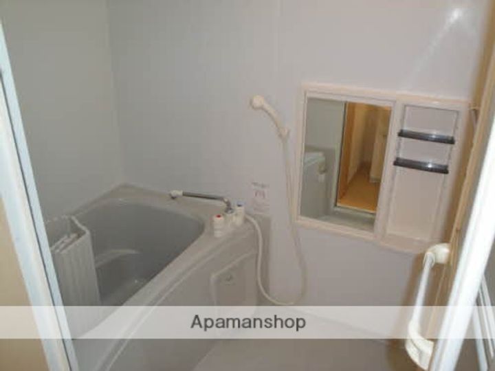 シュペリュールAの風呂