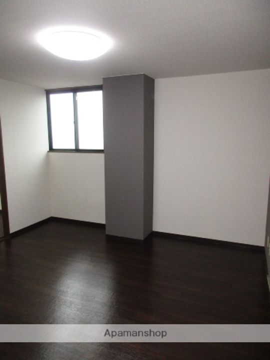 ゴールデンエイジの内装